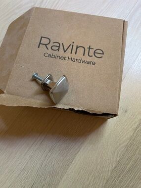 Ravinte 10-Pack Brushed Nickel Square Cabinet Knobs - New